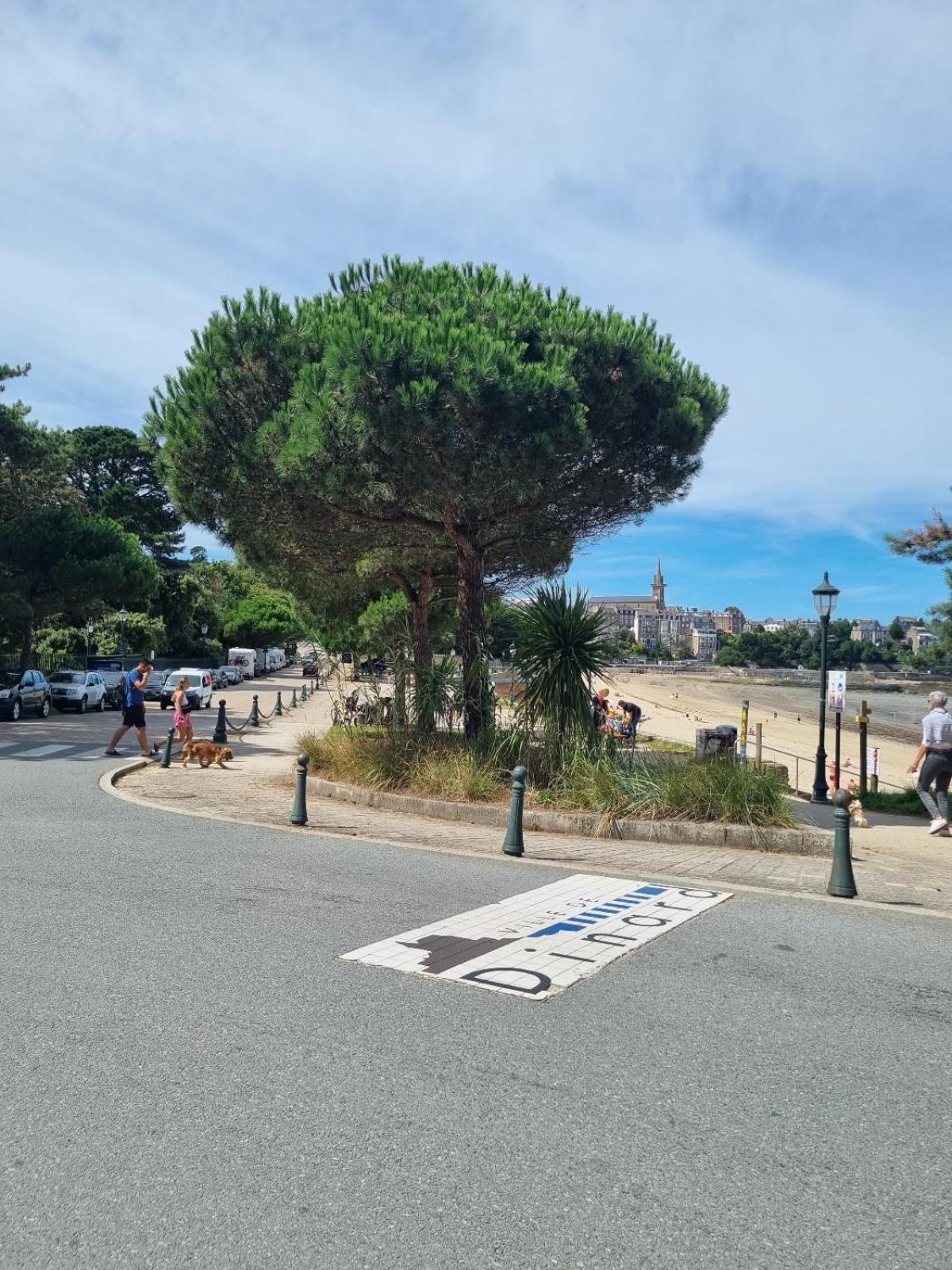 Brise Marine Du Prieure Spacieux Lumineux A 2 Min De La Plage Dinard Dış mekan fotoğraf